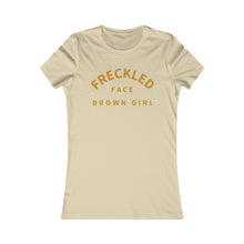Cargar imagen en el visor de la galería, Freckled Face Brown Girl: Queens&#39; Favorite Tee