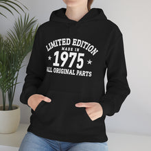 Cargar imagen en el visor de la galería, 1975: Unisex Heavy Blend™ Hooded Sweatshirt