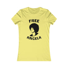 Cargar imagen en el visor de la galería, Free Angela: Queens&#39; Favorite Tee