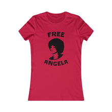 Cargar imagen en el visor de la galería, Free Angela: Queens&#39; Favorite Tee