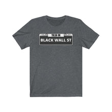 Cargar imagen en el visor de la galería, Black Wall Street: Kings&#39; or Queens&#39; Jersey Short Sleeve Tee