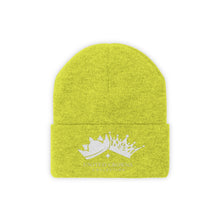 Cargar imagen en el visor de la galería, United Crowns: Knit Beanie